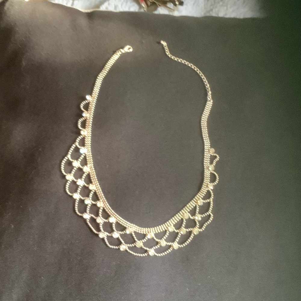 Elegant Silver Necklace